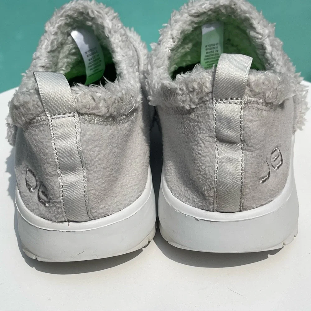 OOFOS OOCoozie Women’s Gray Sherpa Comfort Sport Recovery Slip On Shoes Size 10